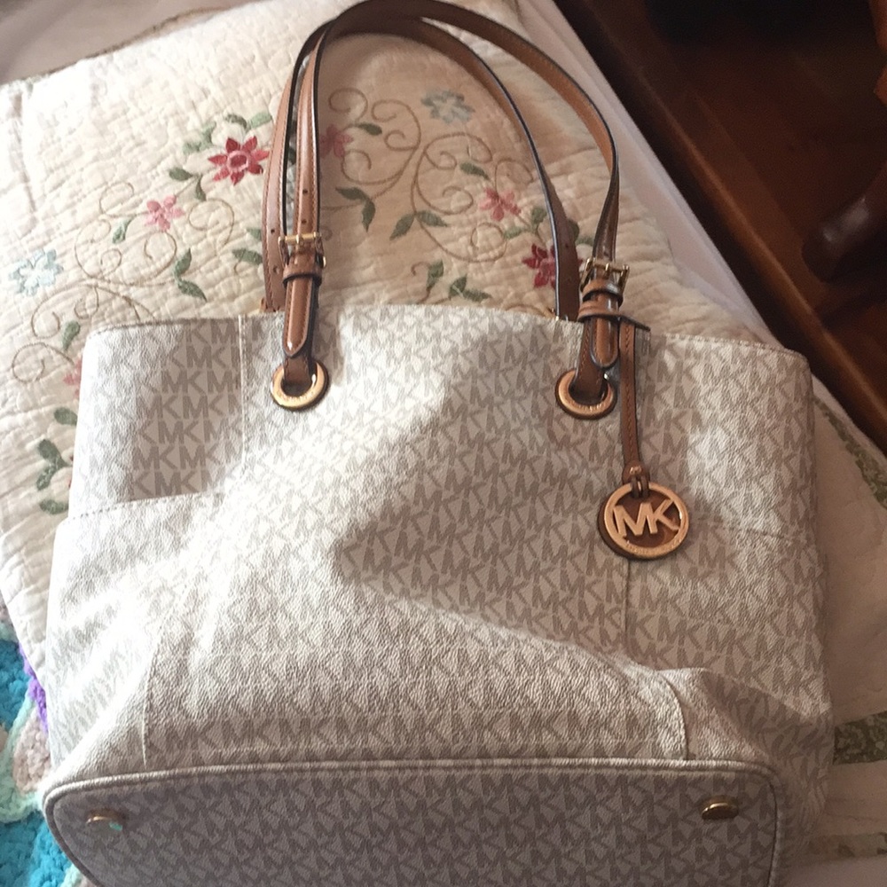 Michael Kors vanilla tote *used once*